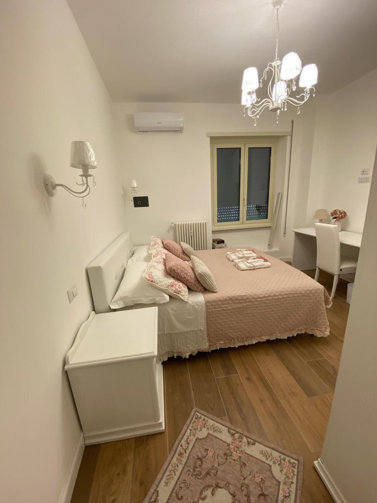 Suite Imperiale Colosseo Рим Экстерьер фото
